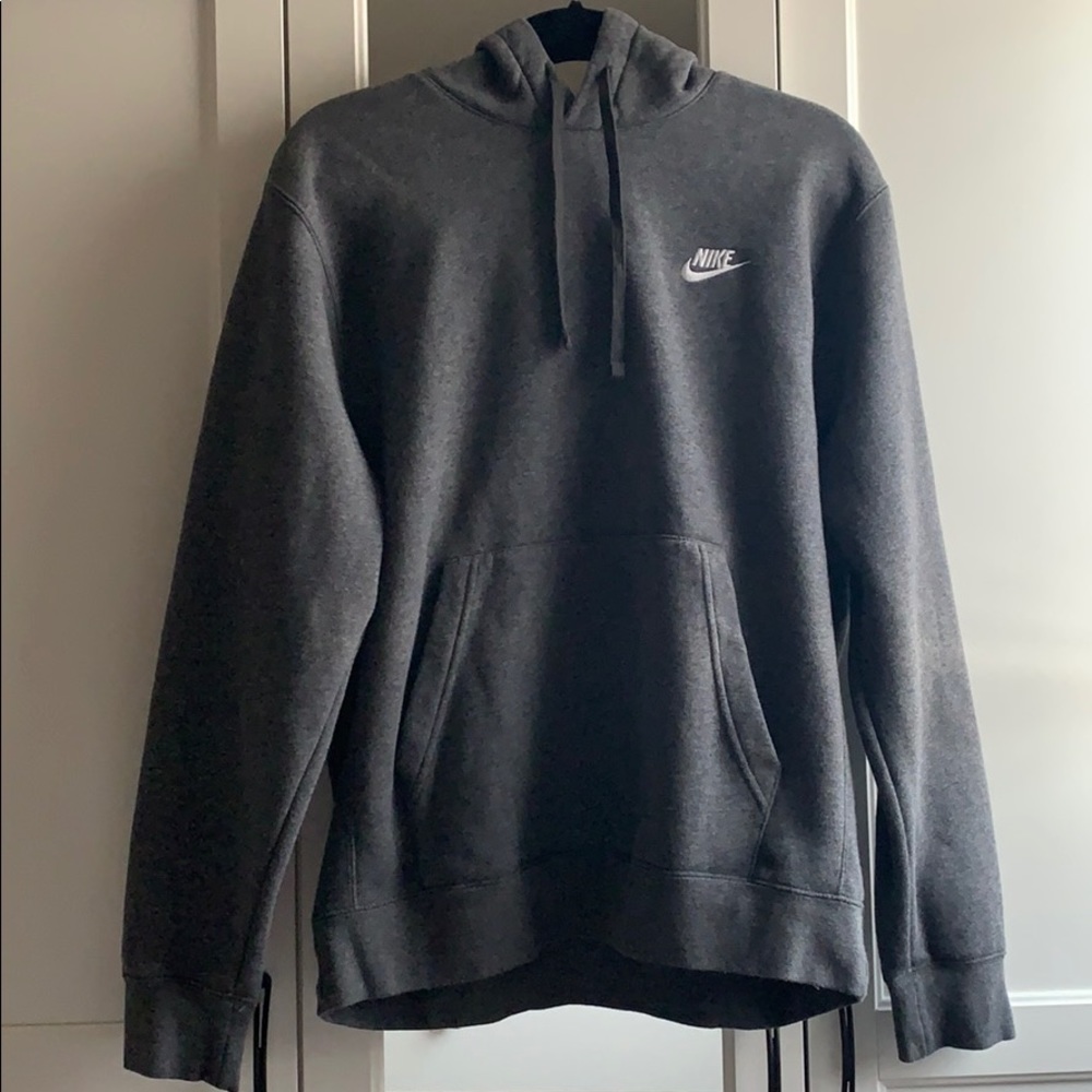 Nike Sportswear Club Fleece Pullover Hoodie
